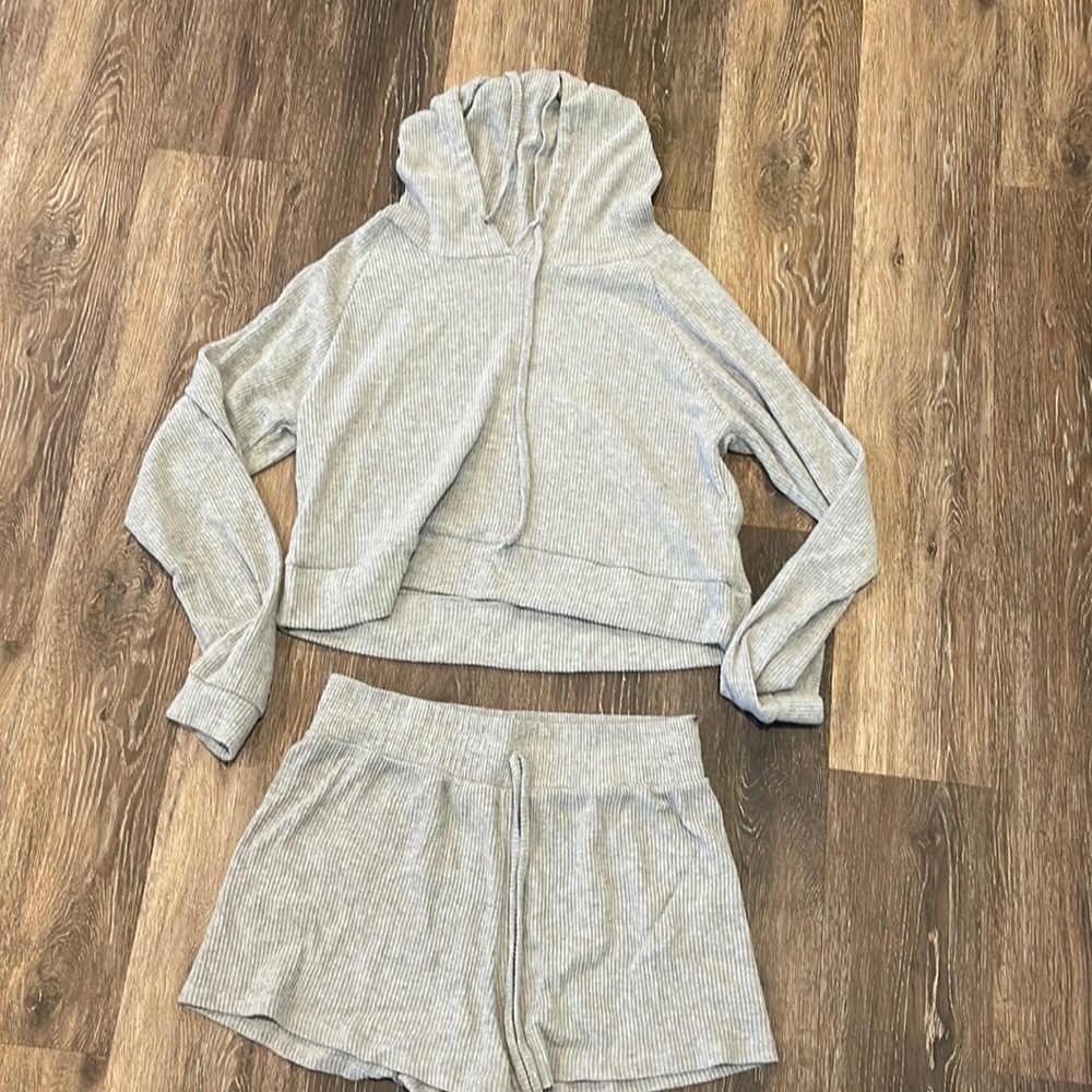 2 piece lounge set
